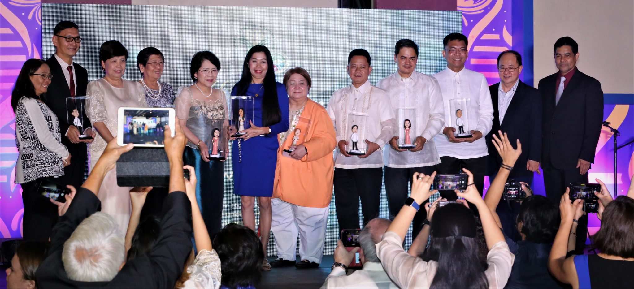 Filipino biotech experts receive awards from DA